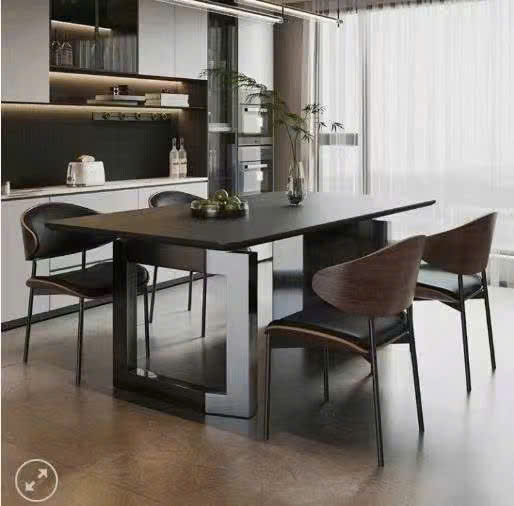 BÀN ĂN MẶT ĐÁ 4 GHẾ HIỆN ĐẠI PHONG CÁCH Ý ERICA – DP05